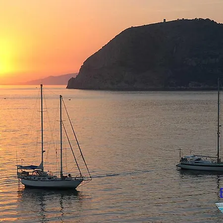 Apartamento White Bay La Herradura (Granada)